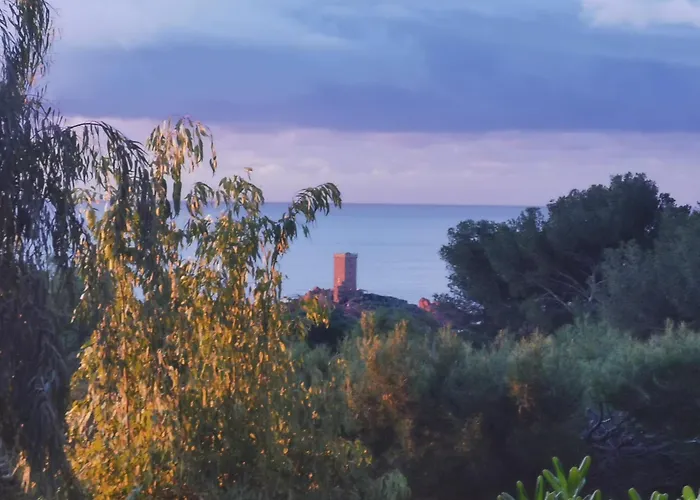 Cap Esterel Mer Sport Et Nature, Dans Village Pierres Et Vacances