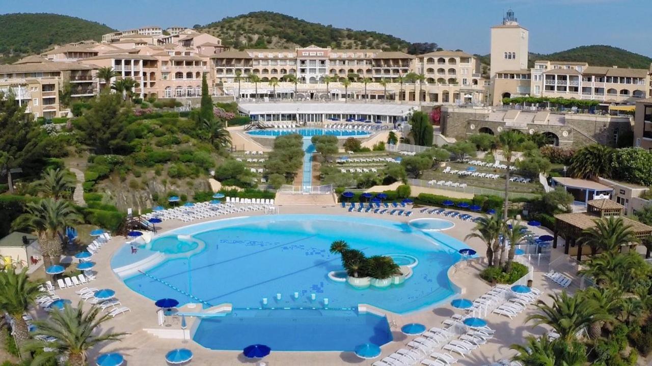 Cap Esterel Sport Et Nature, Dans Village Pierres Et Apartment *