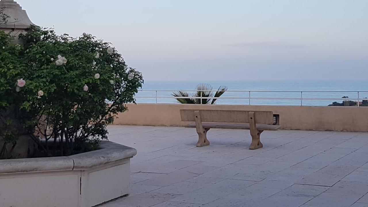 Cap Esterel Sport Et Nature, Dans Village Pierres Et Apartment